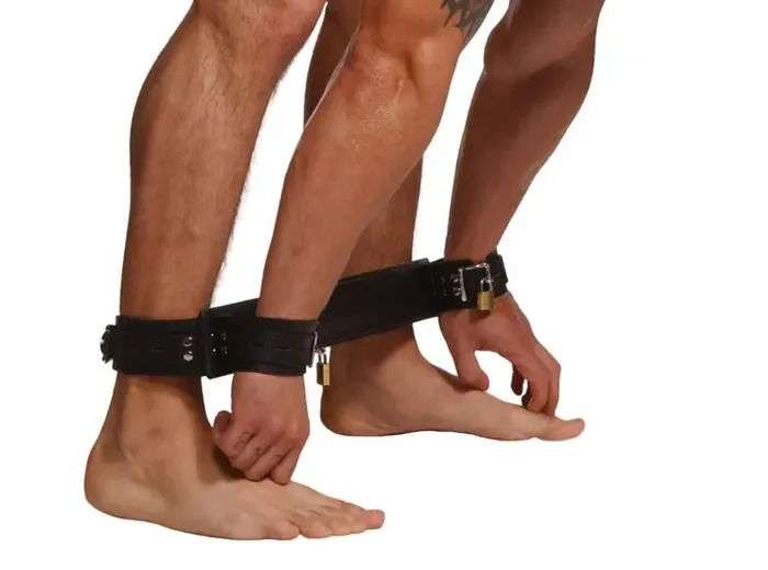Abschließbare Lederspreizstange
