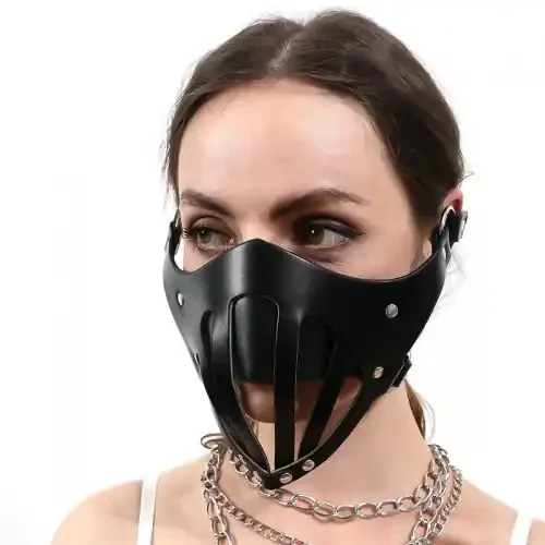 Ausgehöhlte Punk Maske (Farbe Schwarz)
