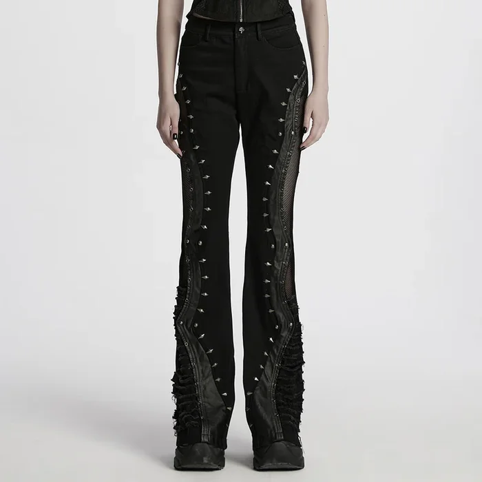 Ausgestellte Damenhose im Dark-Punk-Stil