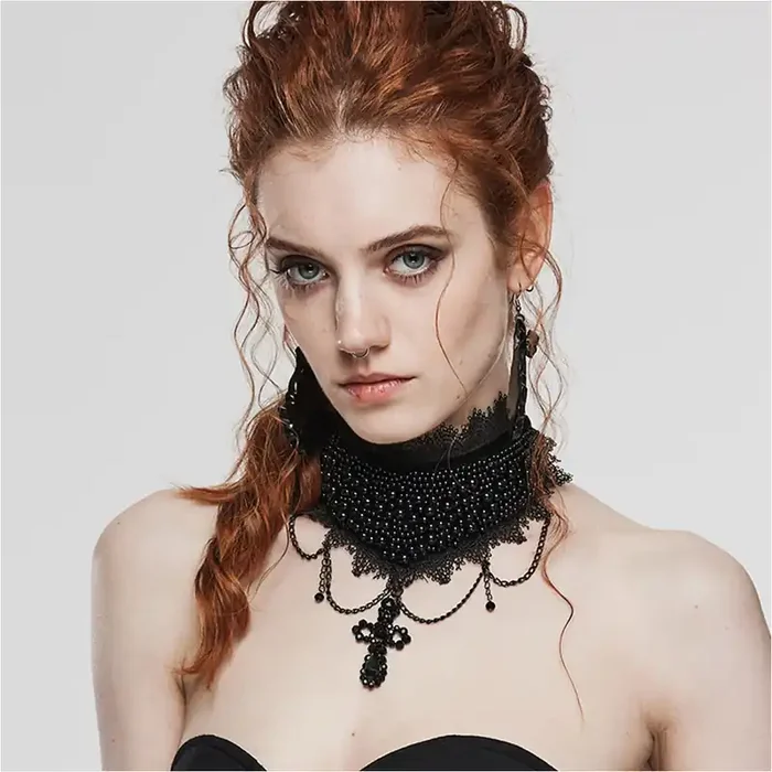 Choker im Kronleuchter-Stil
