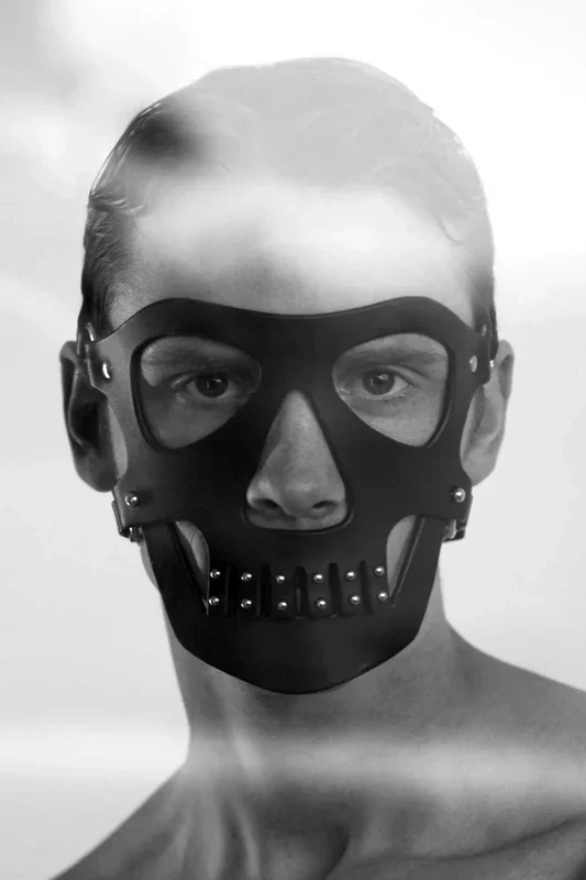 Deluxerie Maske Darryn