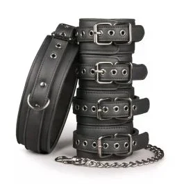 Fetisch-Set mit Halsband, Fußfesseln und Handschellen