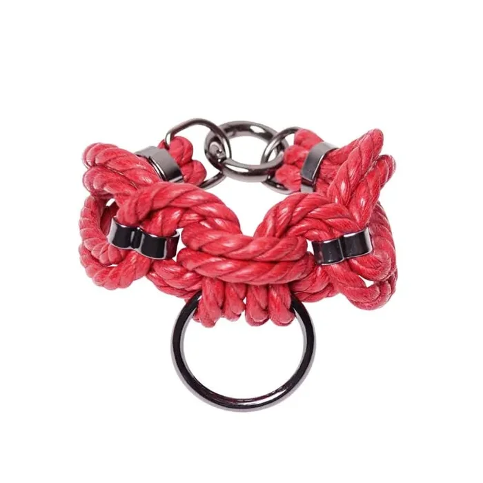 FIGURE OF A Tejou Bracelet Rouge