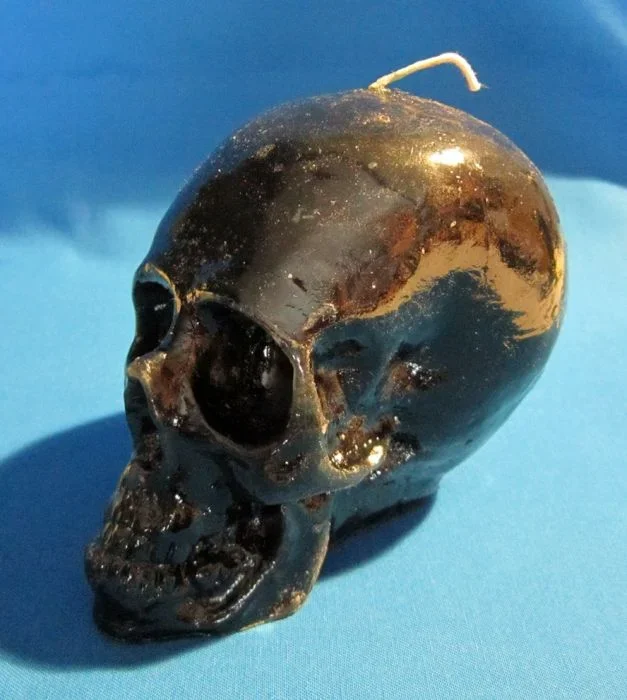 Figurenkerzen für magische Zwecke – Totenkopf Kerze