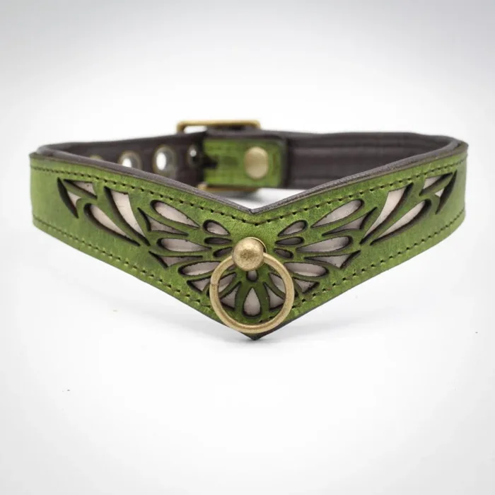 Halsband „incision No. 8“ – pistazie antik – penumbra