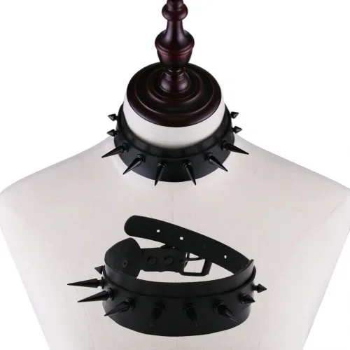 Halsband mit Spikes (Farbe: Schwarz)