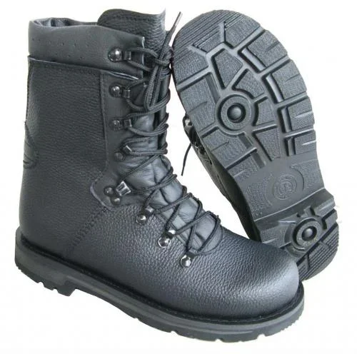 Kampfstiefel mit Lederfutter (Schuhgrösse: 41)