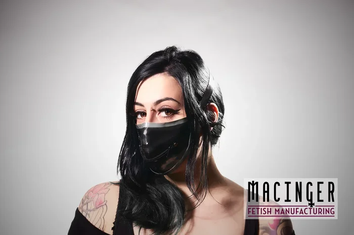 Latex Cyber-Halbmaske – Zipper