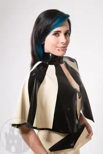 Latex Poncho ‘St. Tropez‘ – MACINGER