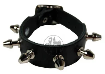 Leder Armband mit Killer Nieten