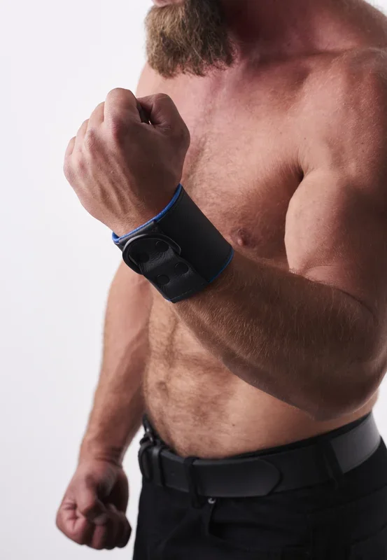 Leder Armband und Fessel ‚Soft‘ – schwarz/blau