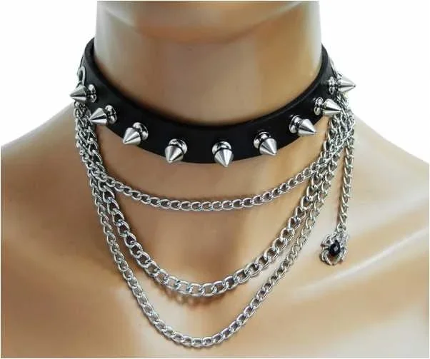 Leder Choker mit Killernieten und Ketten