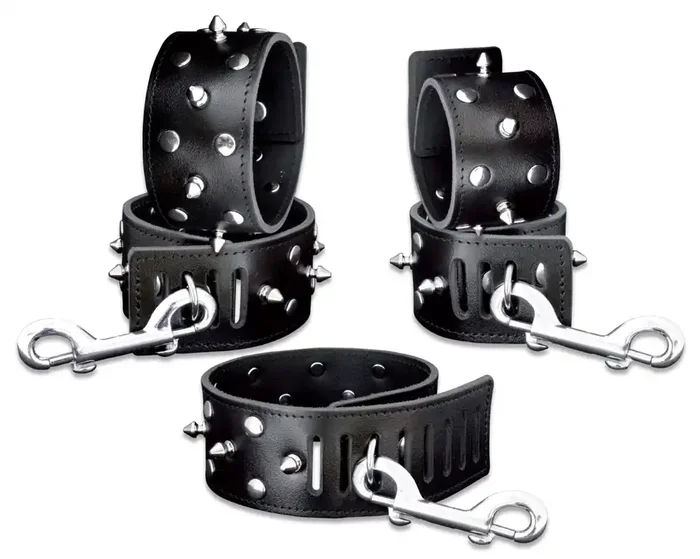 Leder Fesselset mit Dornennieten