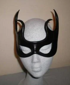 Leder Maske ‚Binopitar‘