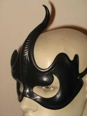 Leder Maske ‘Sitateauri‘