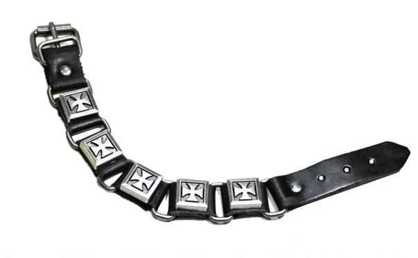 Lederarmband Eiserne Kreuze