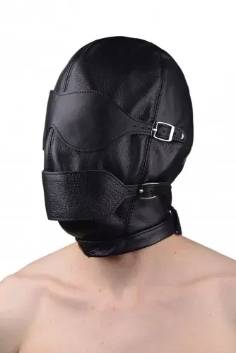 Ledermaske mit Augenbinde und atmungsaktivem Ballknebel