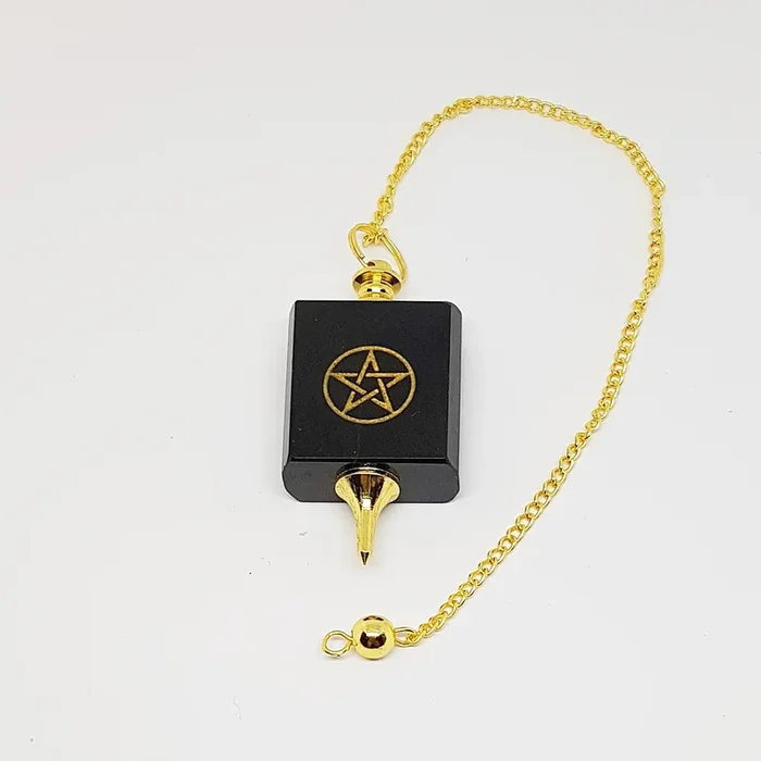Pendel aus Onyx mit Muster