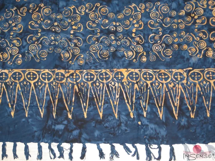 Premium Lunghi | Sarong „Wailele“ – dunkelblau