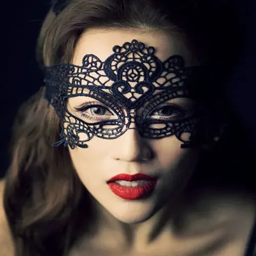Spitzenmaske