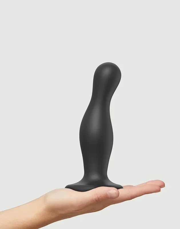 Strap-On-Me Dildo Plug Curvy L – Strap-on Dildo 16,5 cm Ø4,7 cm mit G-Punkt Stimulation