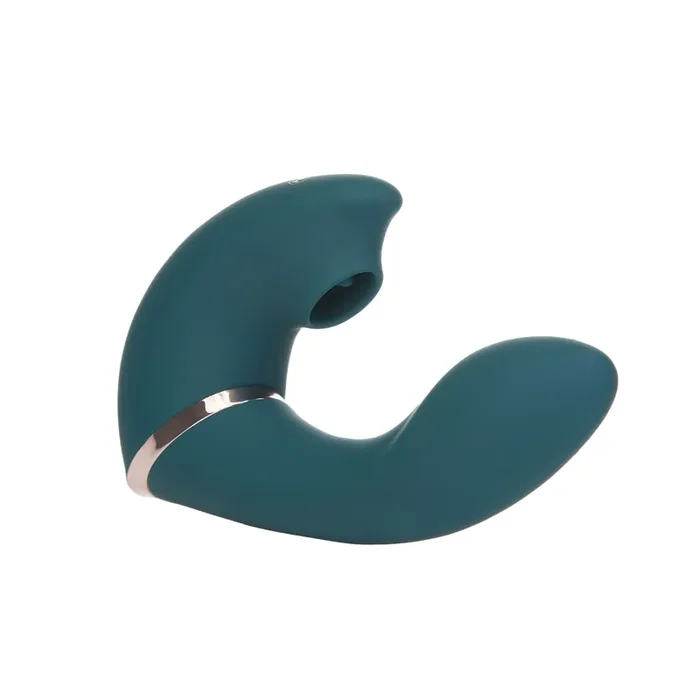 Swan – The Monarch Swan Transforms Teal
