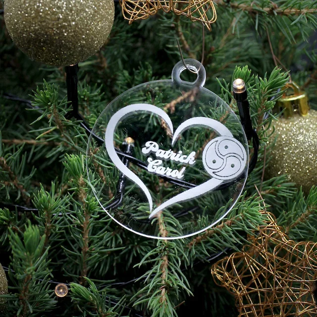Transparente Christbaumkugel BDSM Paar – penumbra