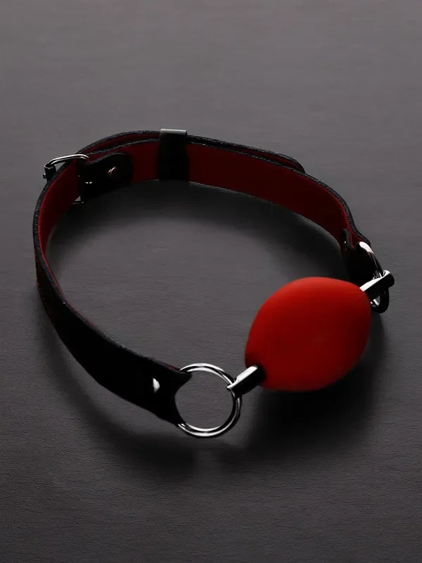 Triune Oval Silicone Ball Gag Ballknebel, rot/schwarz