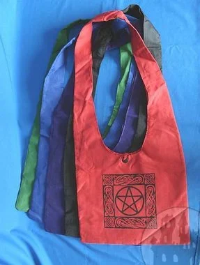 Umhängetasche mit Pentagramm