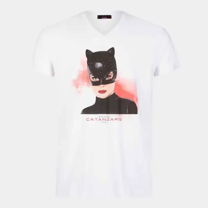 WeißesT-Shirt mit Katzenmmaske