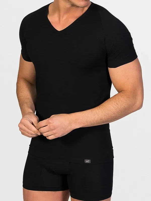 Zero Defects Ranglan Egyptian Cotton V-Neck-Shirt, schwarz
